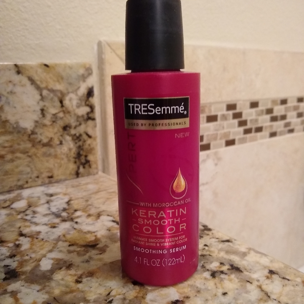 TRESemme Keratin Smooth Color Smoothing Serum